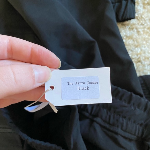 Luuna Scrubs Black Scrub Joggers - Picture 4 of 4